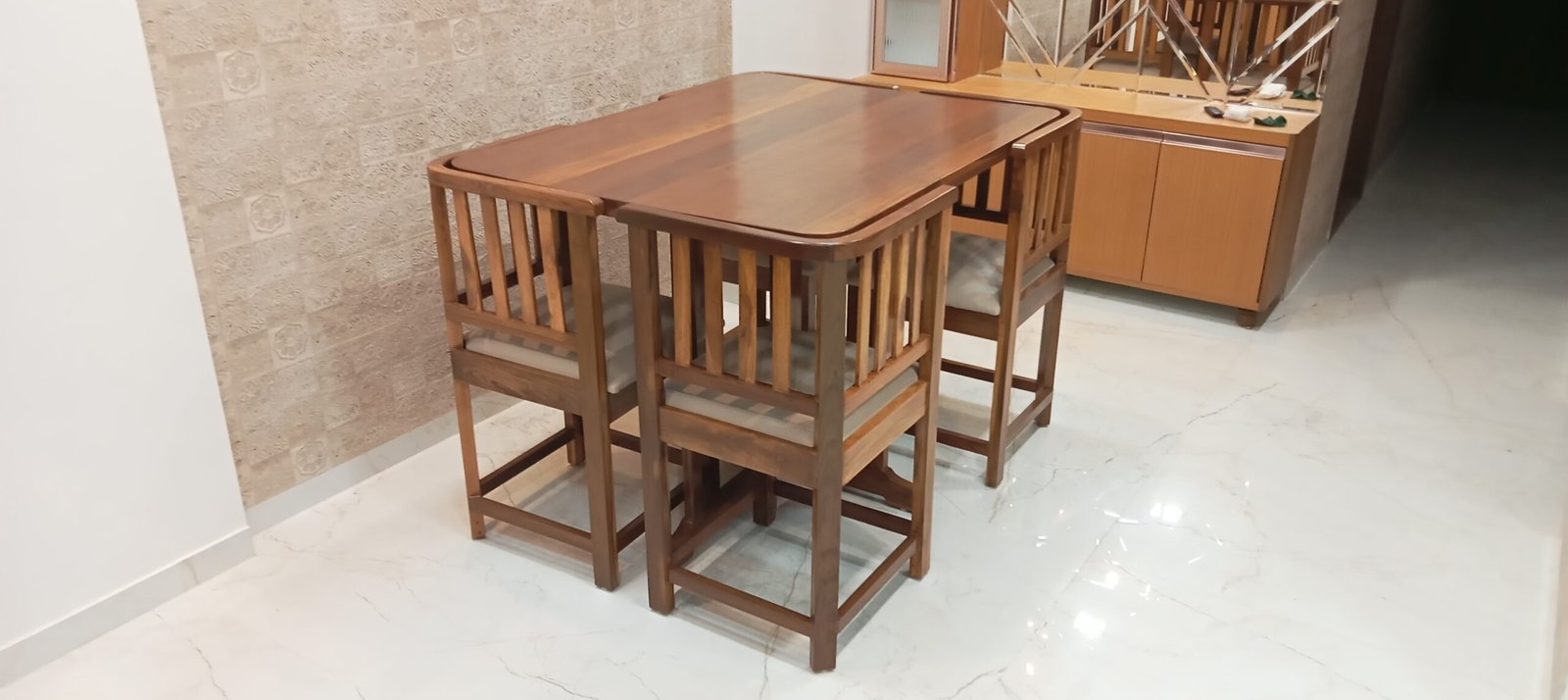 Furnitures 52 oplus_2